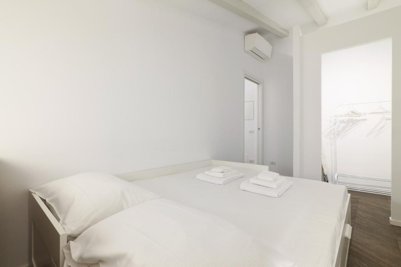 Prestige Boutique Homes - Il Nido Dei Navigli Milão Exterior foto